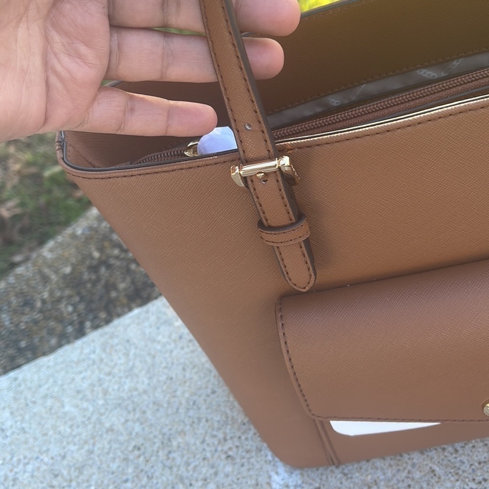 Michael Kors jet set leather tote - Picture 7 of 14
